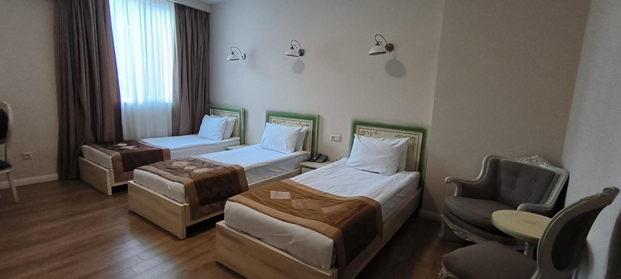 Prestige Palace - Esquisse Hotel Tbilisi Zimmer foto