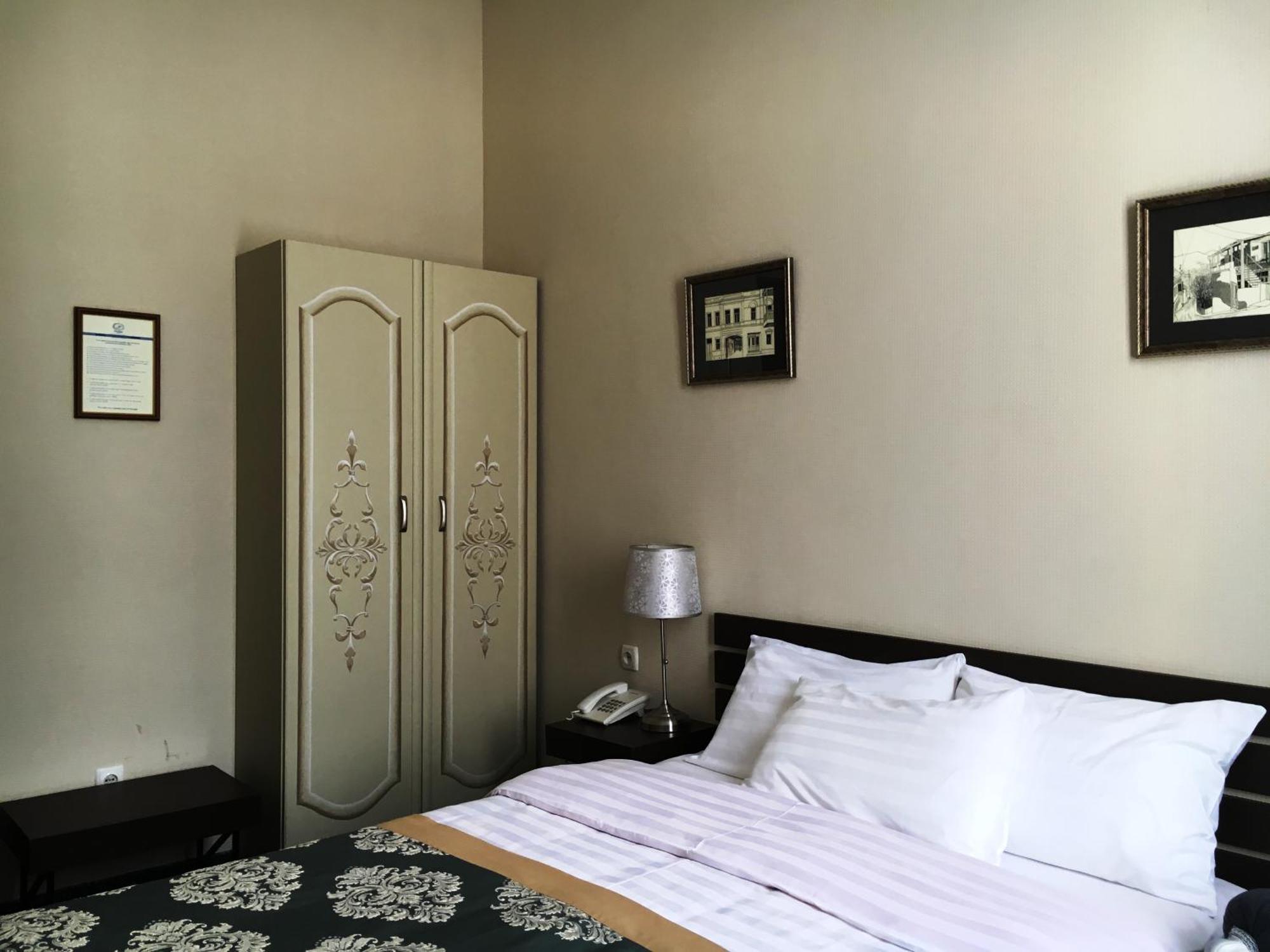 Prestige Palace - Esquisse Hotel Tbilisi Zimmer foto