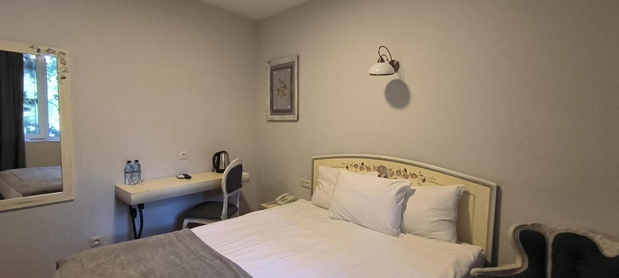 Prestige Palace - Esquisse Hotel Tbilisi Zimmer foto