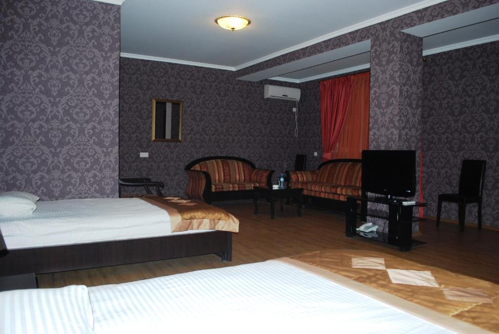 Prestige Palace - Esquisse Hotel Tbilisi Zimmer foto